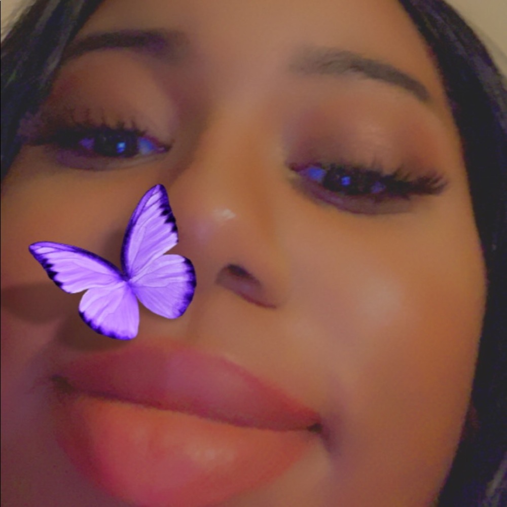 Meet your Posher, Teaisha